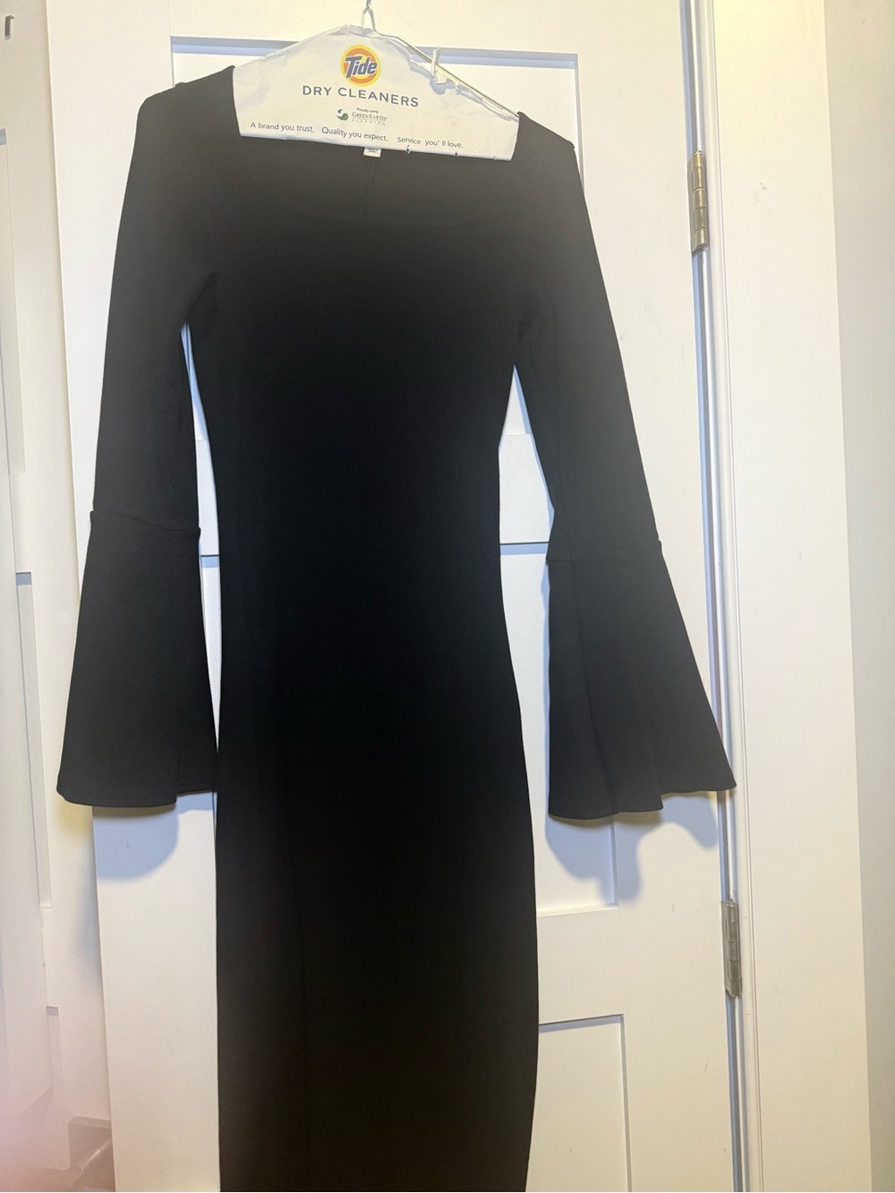 Black Bell Sleeve Bodycon Midi Dress Size Medium